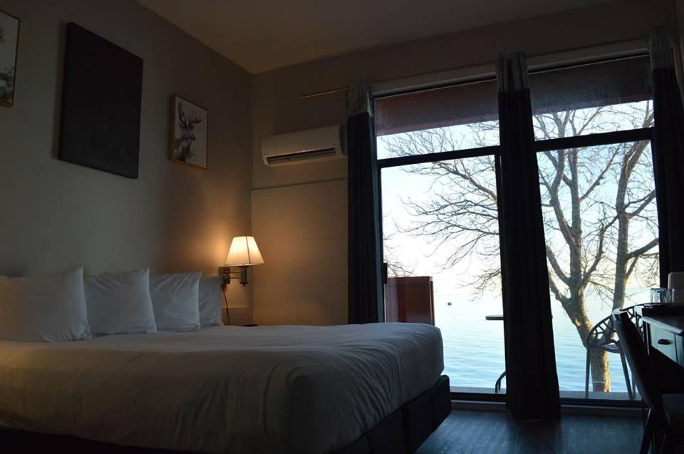 Driftwood Inn Sechelt Exterior foto